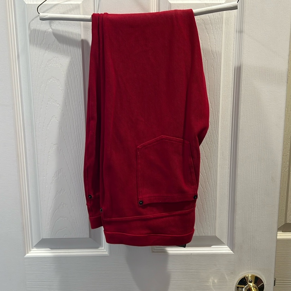 Women’s large leggings in red in new condition